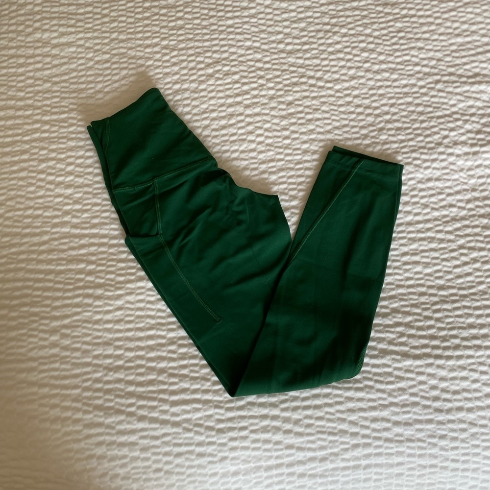 Lululemon leggings with pockets